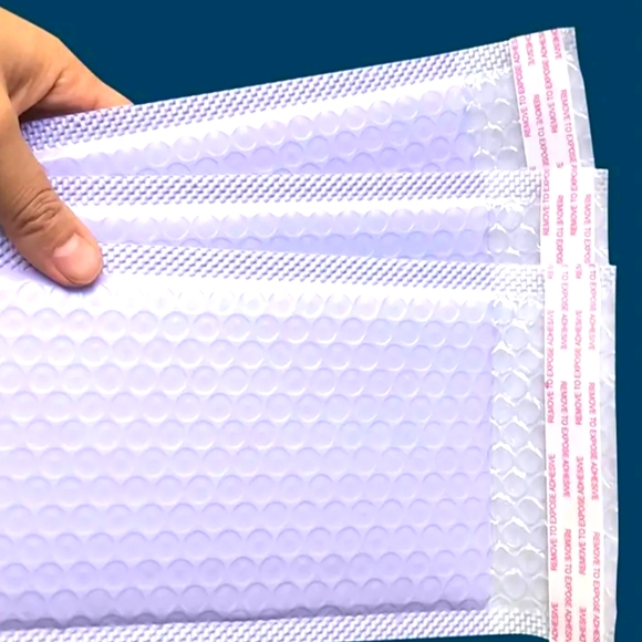 🫧 Bubble Mailers 💜 10 Pack Purple 4 X 8in Padded Self Sealing Envelopes☆》NWT《☆ - Picture 5 of 11